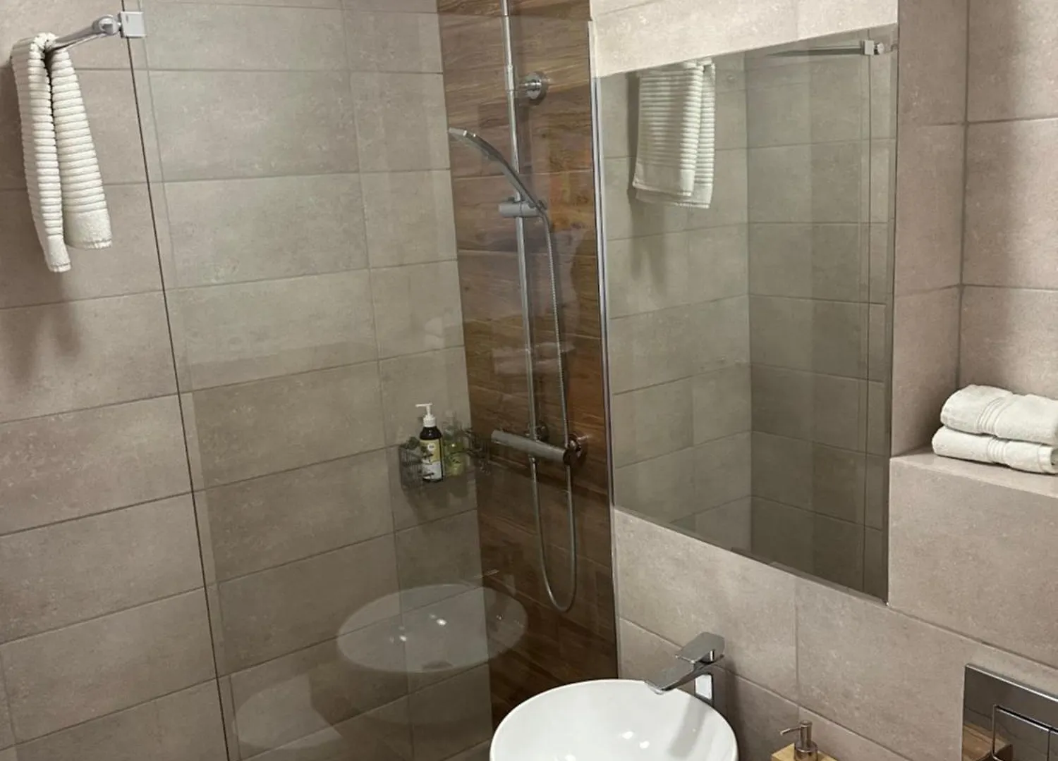 Warsaw View Apartment